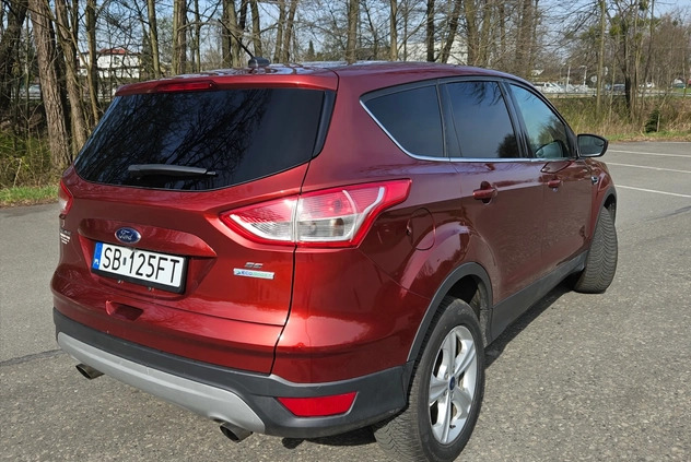 Ford Escape cena 39729 przebieg: 170440, rok produkcji 2014 z Skoczów małe 172